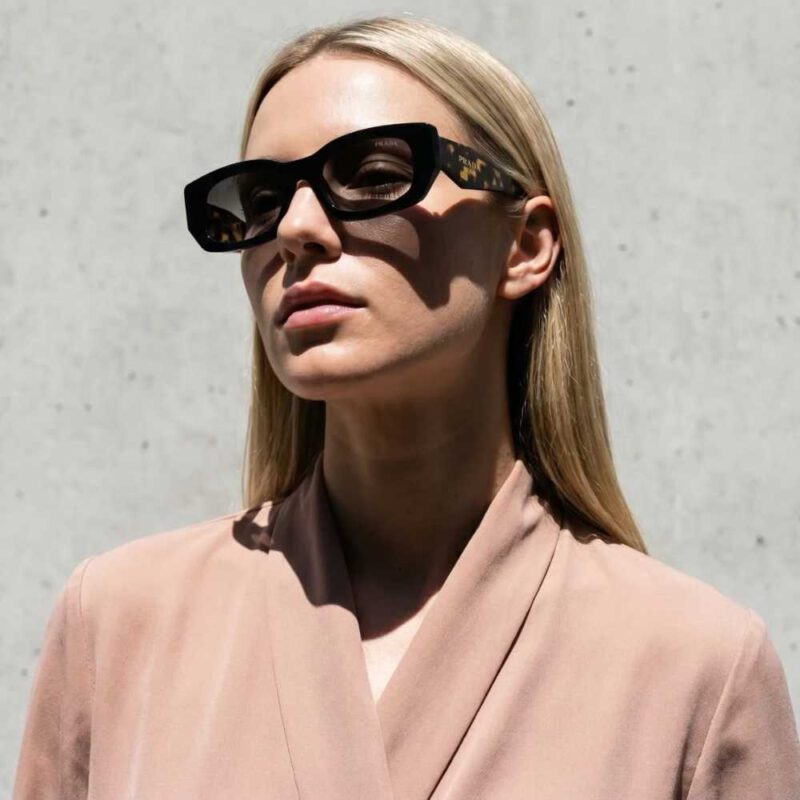 4 PRADA PR B05S 389